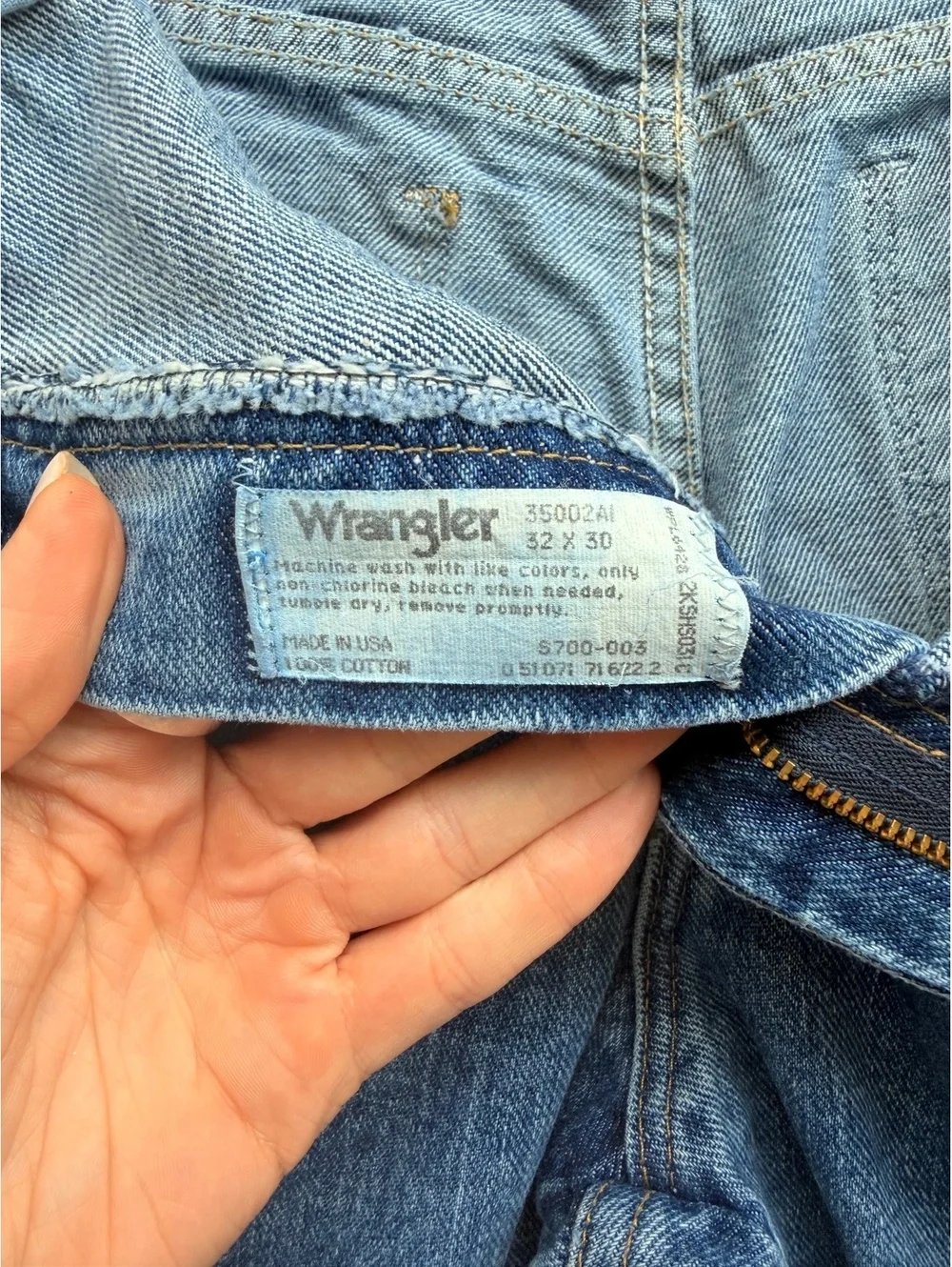 Wrangler Classic Blue Denim 100% Cotton Jeans Size 32x30